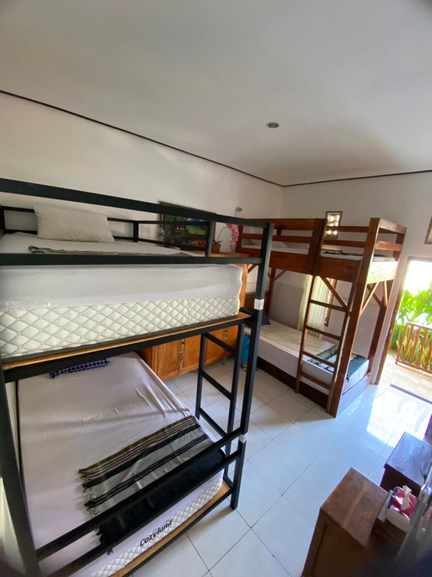 My Art Hostel Batununggul Екстериор снимка